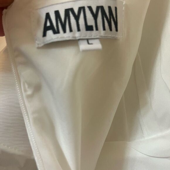 Amy Lynn White V-Neck Ruffle Midi Tea Dress Size Large - Picture 6 of 7